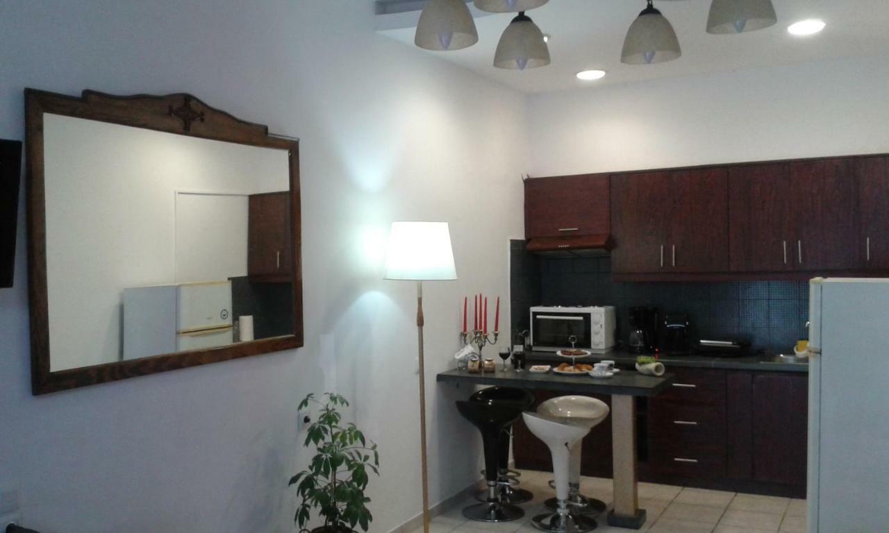 Sweet Home Suite Corinth Dış mekan fotoğraf